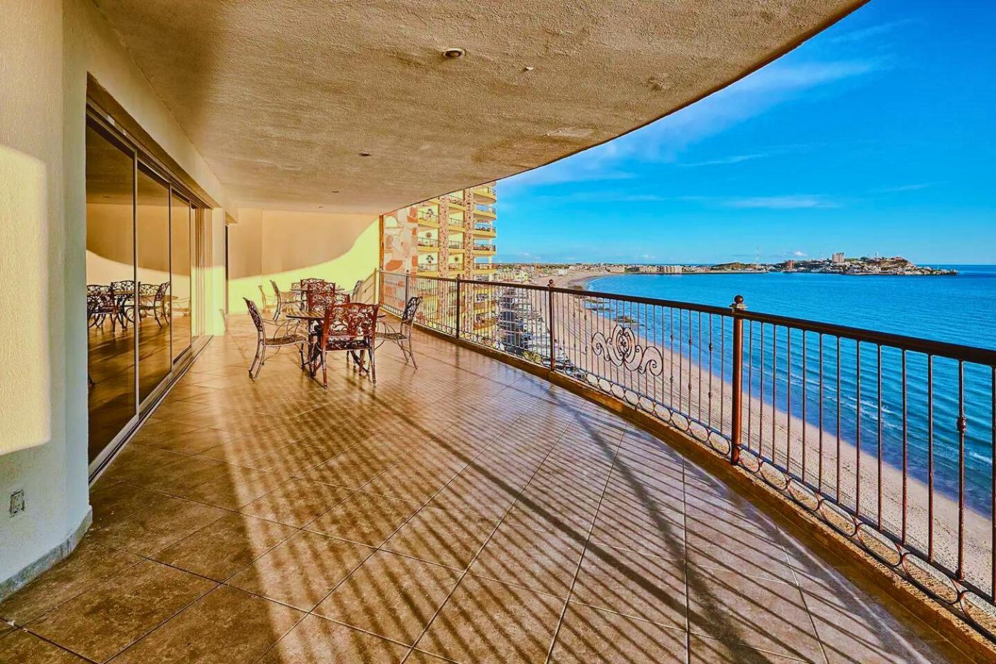 Sonoran Sky Aparthotel Puerto Peñasco Exterior foto
